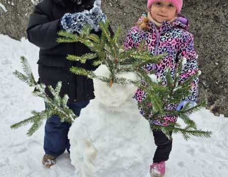 Zabawy na śniegu Zabawy na śniegu