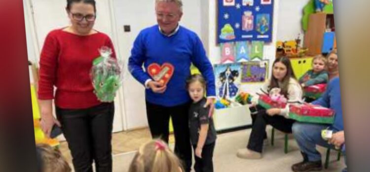 Wizyta pastora Krzysztofa Kopacza w grupie Kangurki