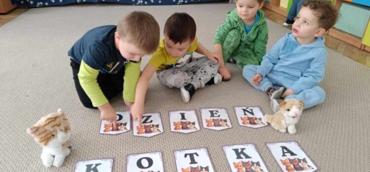 🐱 Dzień Kota 🐾 🐱 Dzień Kota 🐾